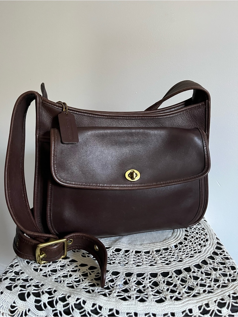 Vintage Coach Taft 9980 Mahogany Brown Leather Crossbody Bag USA